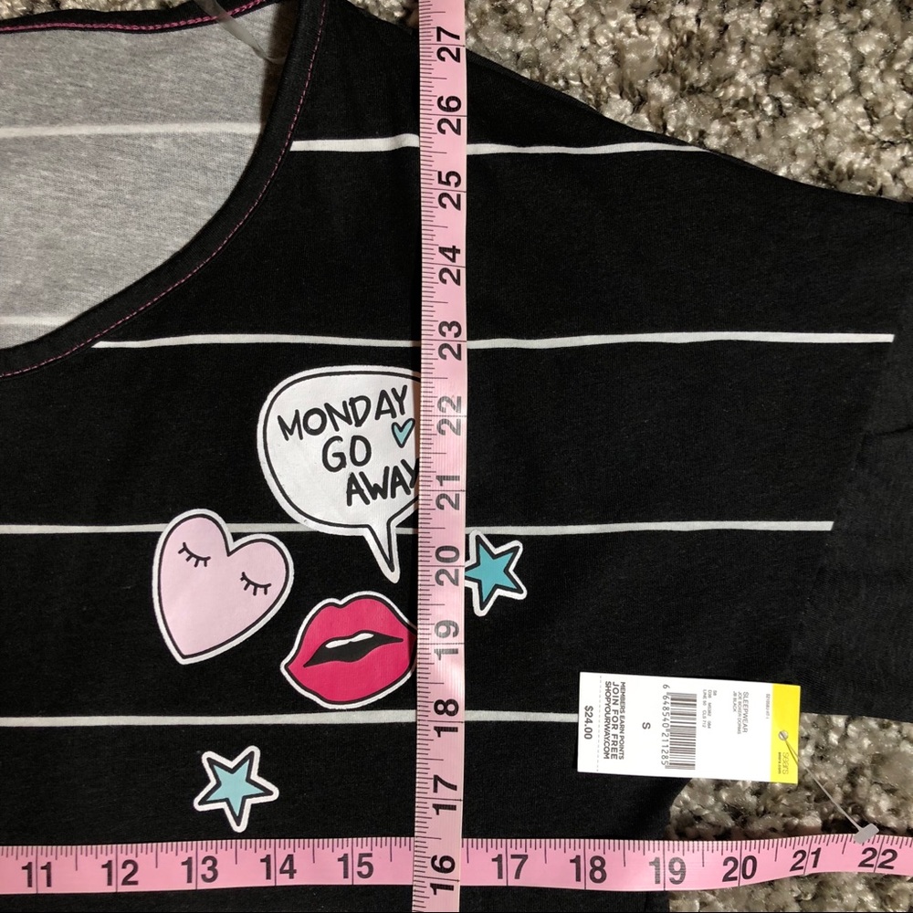 NWT OVERSIZED MONDAY GO AWAY OVERSIZED SLEEP SHIRT - Picture 8 of 10